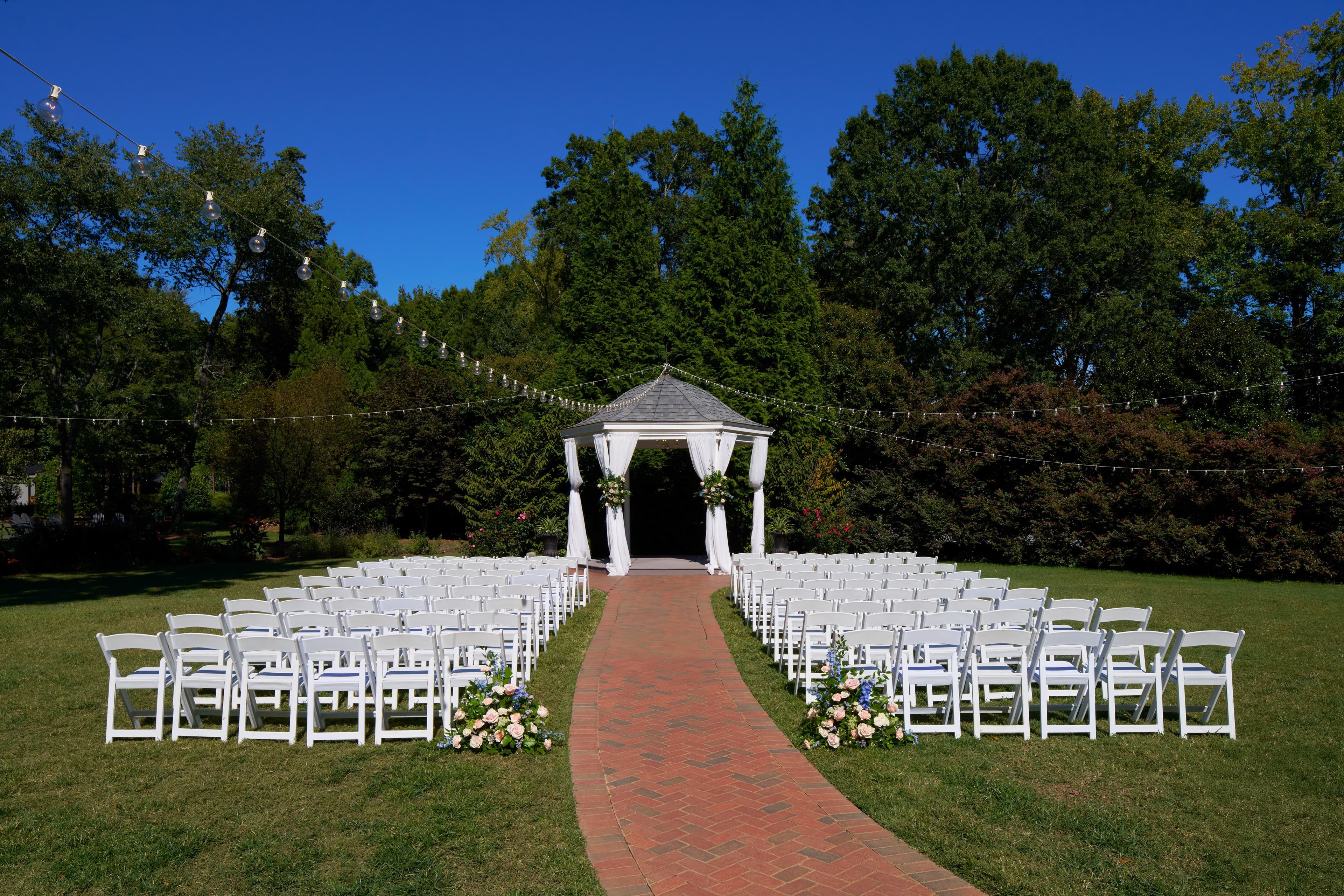 Alexander Homestead by Wedgewood Weddings