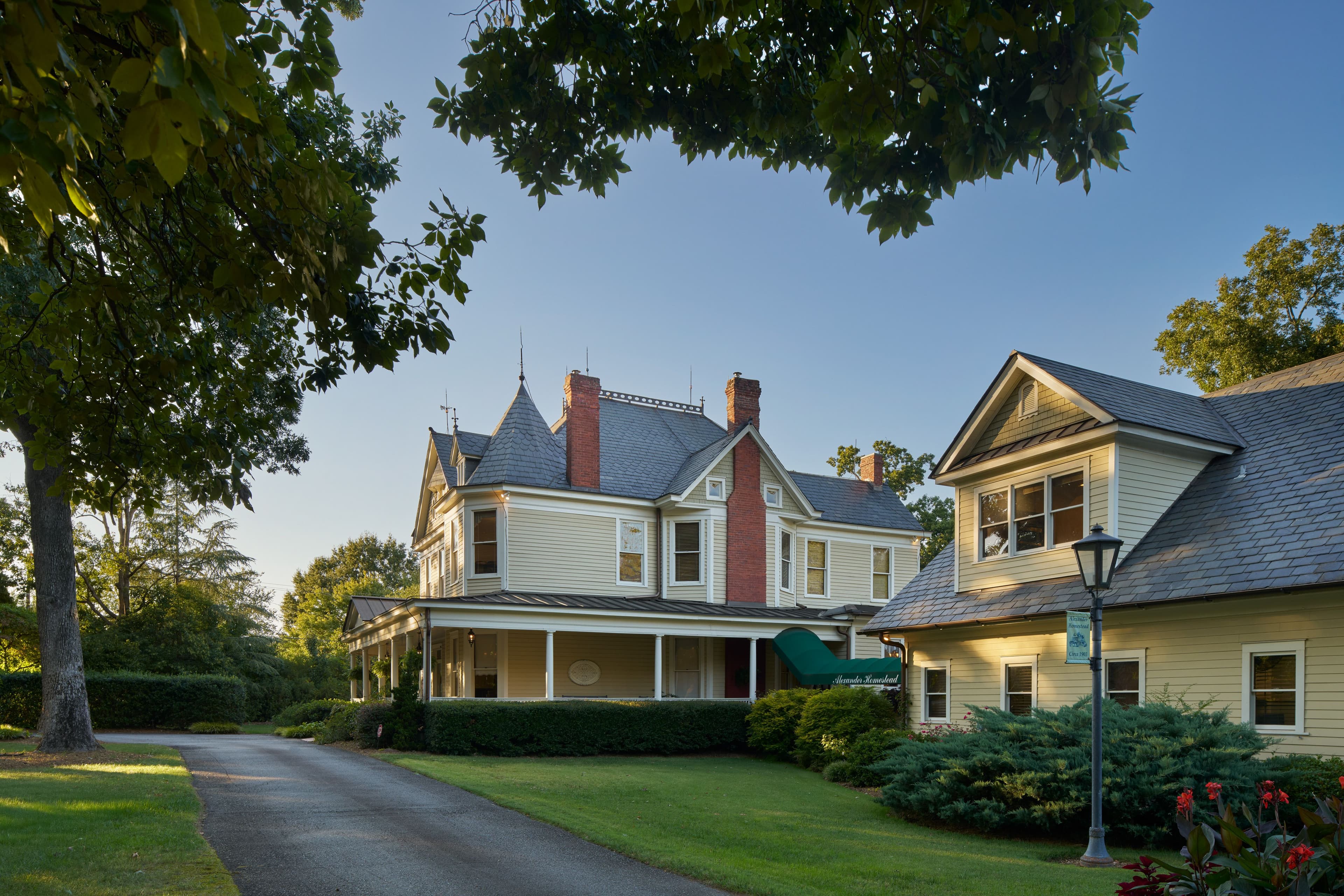Discover Alexander Homestead by Wedgewood Weddings